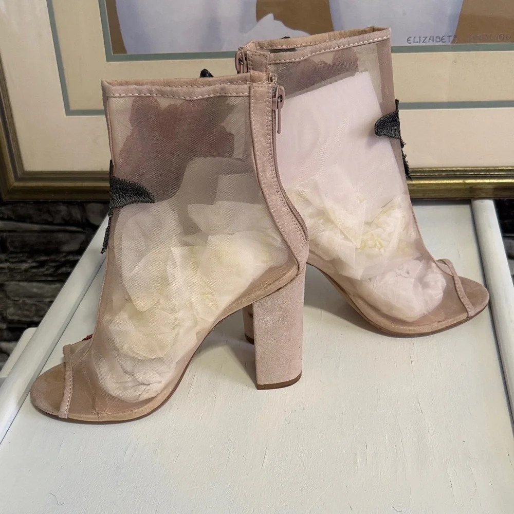 Elegant Floral Embroidered Ankle Boots tan red and dark green with zipper - Picture 4 of 4